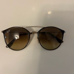 Brown/Gold Ray-bans!! Like new!